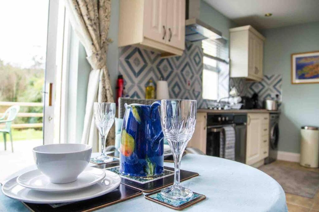 Kingfisher Riverside Retreat Кенмер Екстер'єр фото